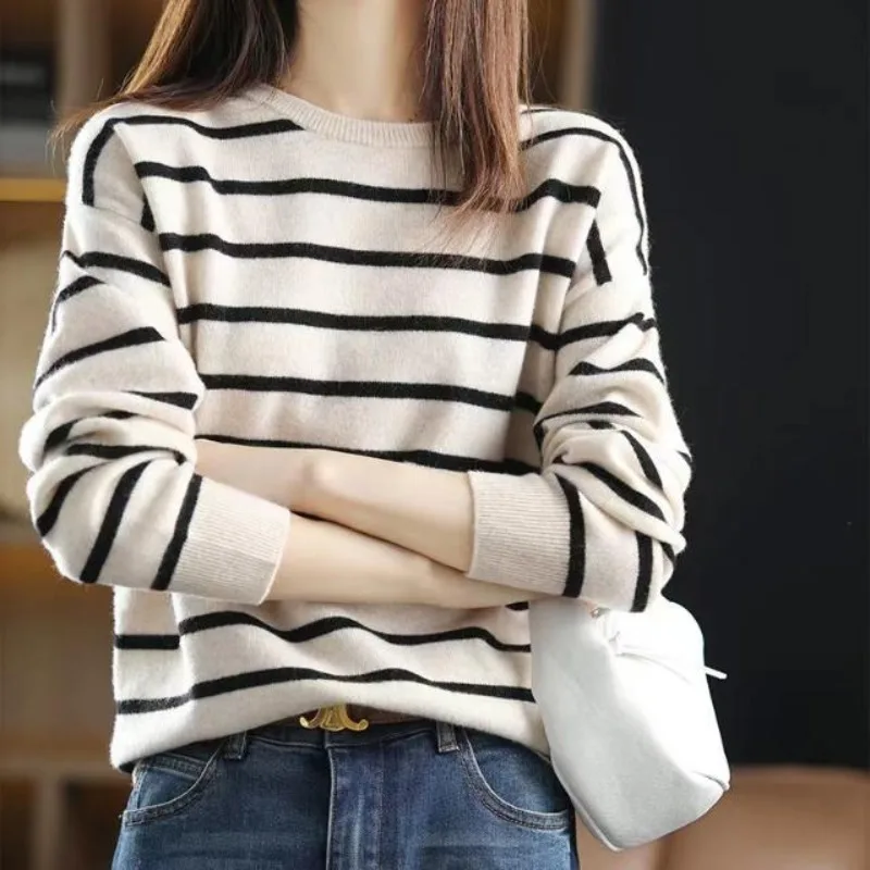 Autumn and Winter Women's Pullover Round Neck Stripe Contrast Flocking Lantern Long Sleeve Sweater Knitted Bottom Casual Tops