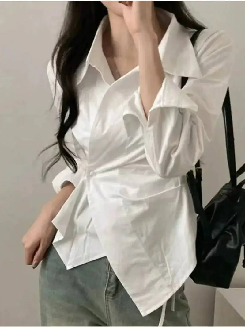 

Elegant Striped Shirts Women Vintage Irregular White Blouses Ladies Korean Long Sleeve Chic Buttons Slim Design Tops New M8QR