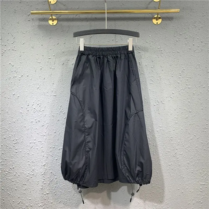 

Korean Fashion Drawstring Slim Skirt Women's Mid Length 2024 Early Autumn Black Loose Slim Blossom Long Skirts Female Clothing