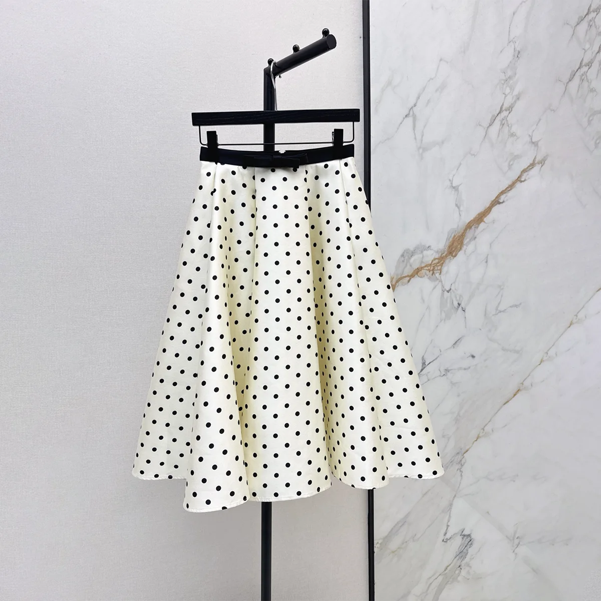 2026 High quality women's clothing wave point big swing half body mid length skirt--2672822147
