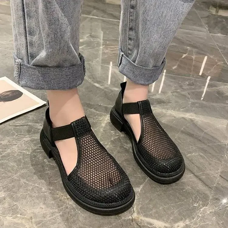 2023Closed Toe Sandals Black Shoes for Women  Summer Breathable Beige Medium Fashion New Flat Comfort Girls Outside Buckle