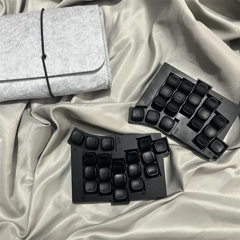 TOTEM ロープロファイル 38 キースプリットキーボードホットプラグ Kailh スイッチ ZMK デュアルモードワイヤレス/有線メカニカルキーボードカスタム人間工学