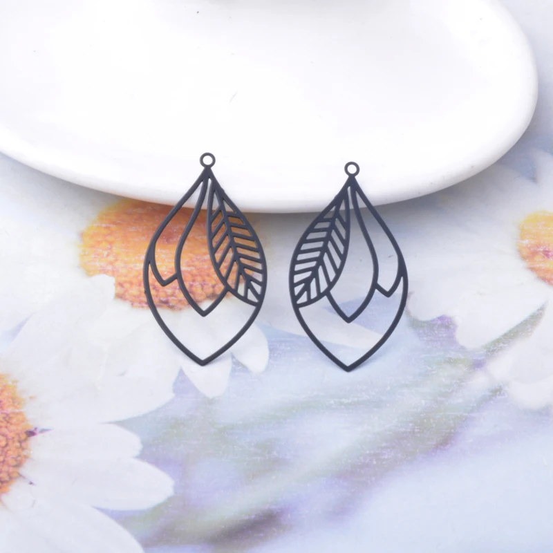 30 Stück AB8687 Messingblätter Schmuckanhänger DIY Damen Ohrring Halskette Zubehör – Detail 11