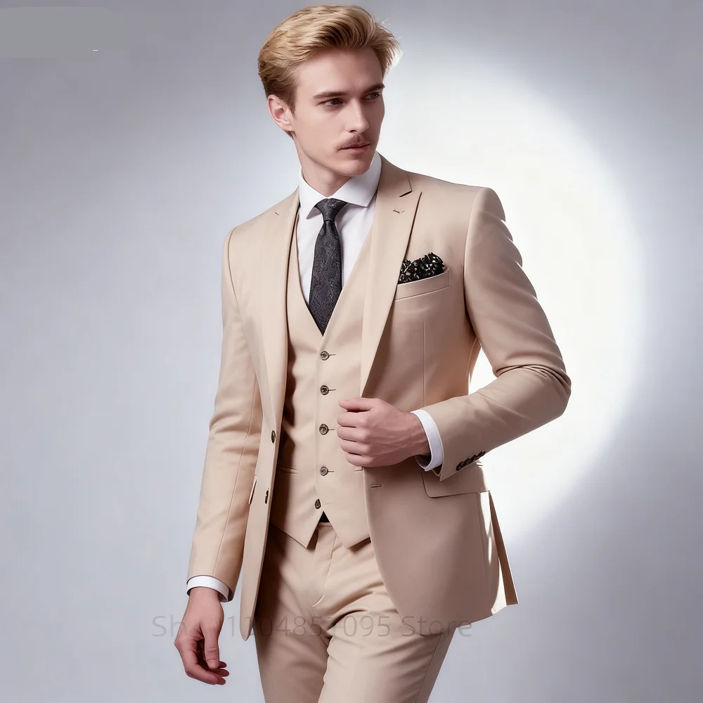 

Classic Slim Fit Wedding Tuxedos 3 Piece Set for Groomsmen And Male Bridegroom Formal Business Suit with Jacket Vest Pants