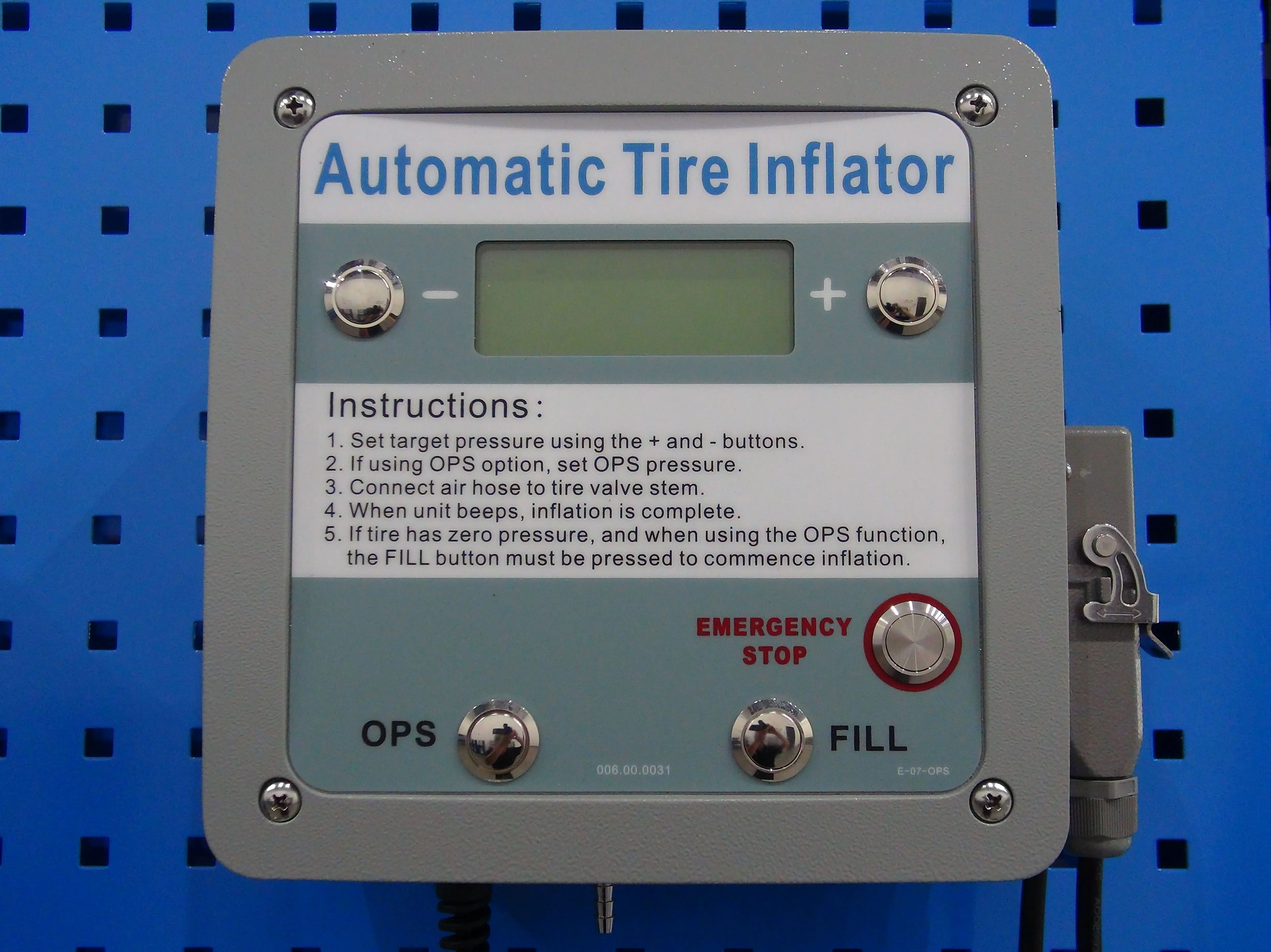 Indoor Wall-Mounted Automatic Digital Tyre Inflator for Safety Inflation air tire pumps inflation machine tire inflators