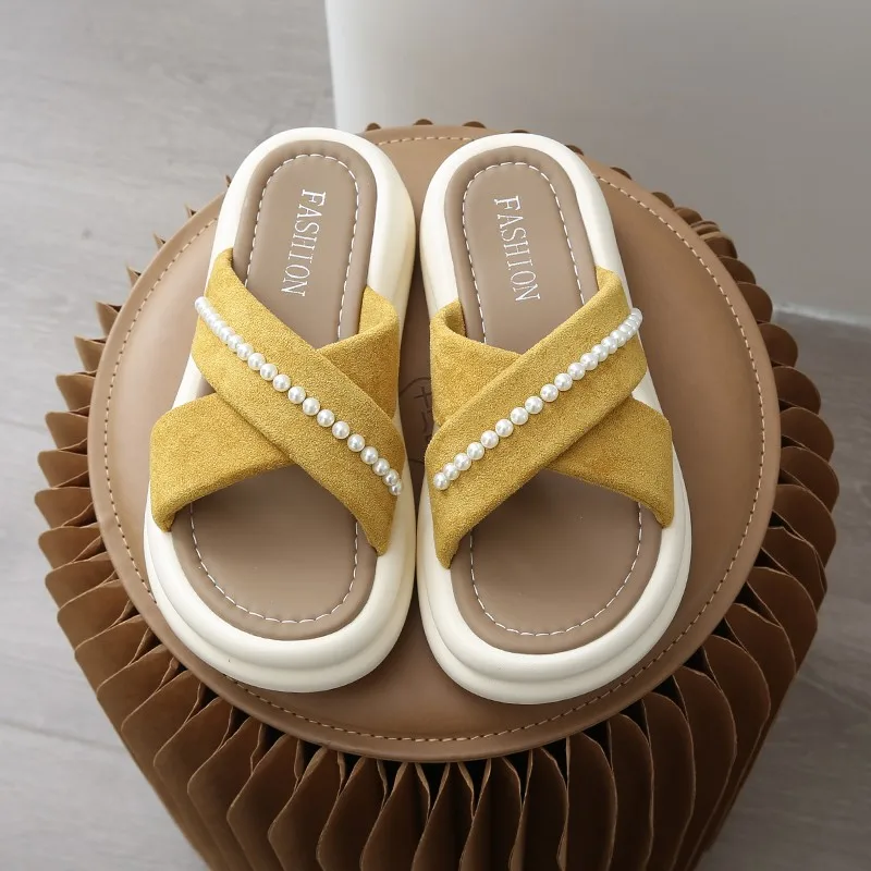 

Cloud Slides for Women Pillow Soft Non-Slip Platform Sandals Lightweight Summer Slippers Indoor and Outdoor