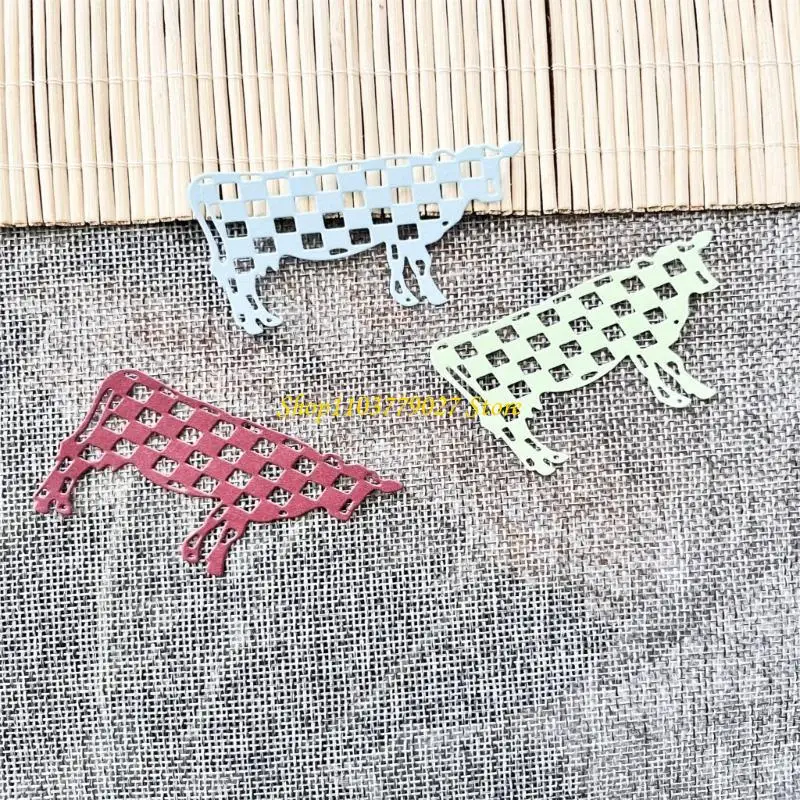 

C4DF коровье металлический режущий шаблон для вырезки для вырезок альбома