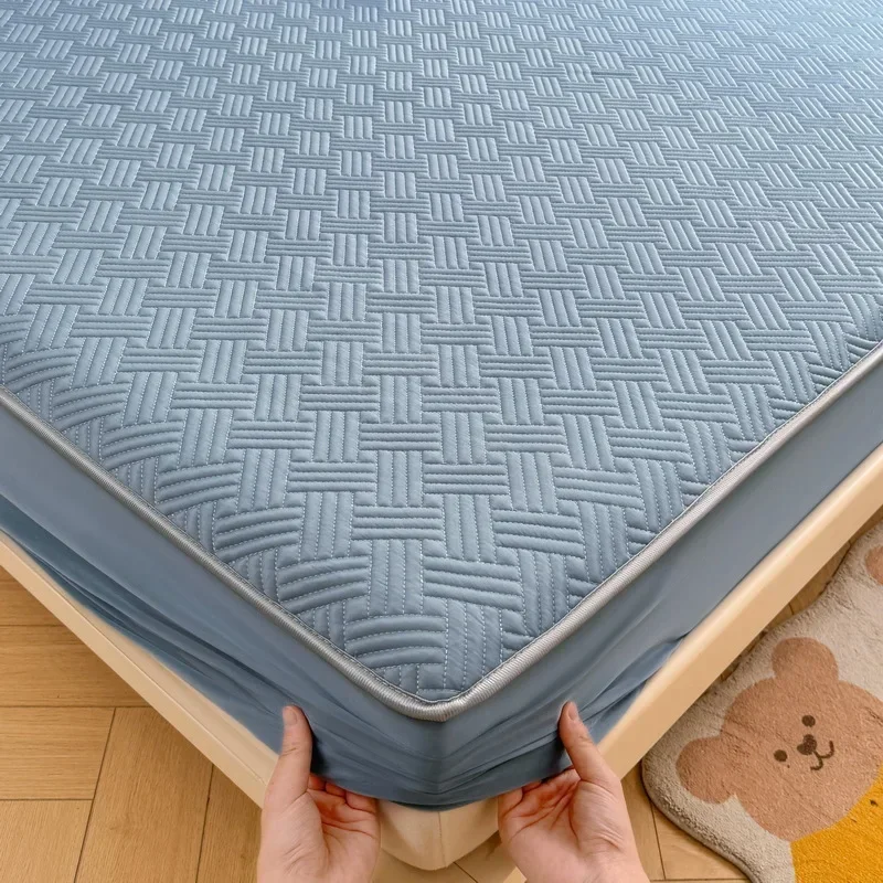 New ice soft silk soft mattress waffle cool air conditioner soft mat washable folding summer bedspread