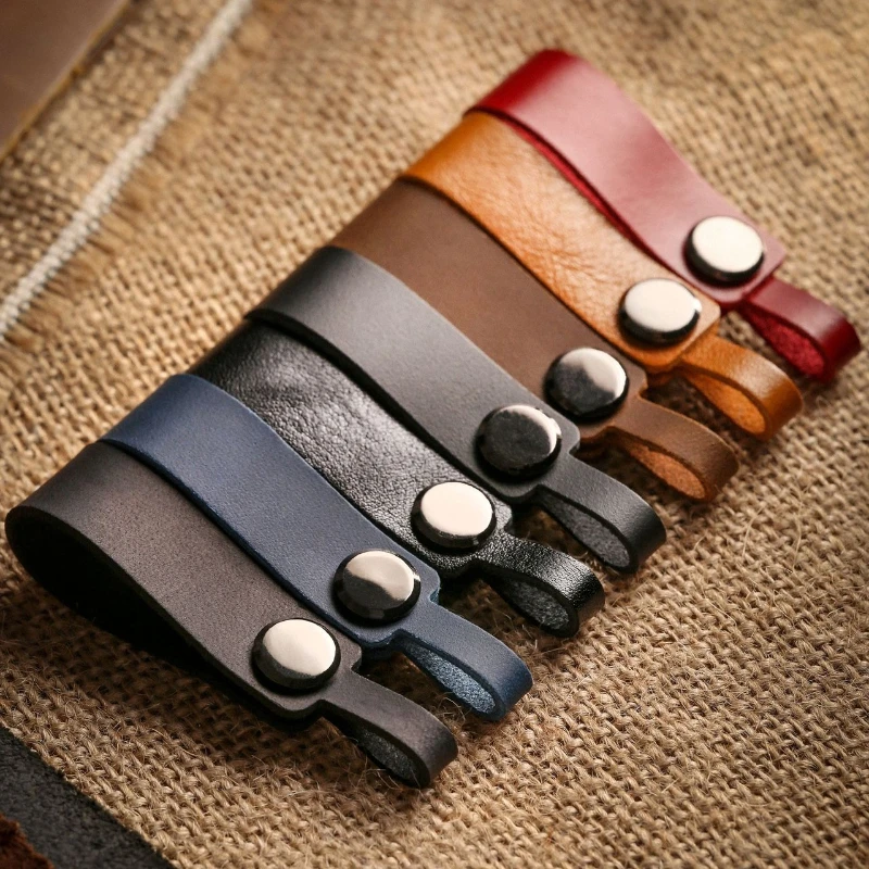 Benutzerdefinierter Logo-Schlüsselanhänger aus echtem Leder für Herren und Damen, Vintage-Stil, personalisierter Auto-Namens-Schlüsselanhänger, Lasergravur, Namens-Schlüsselanhänger