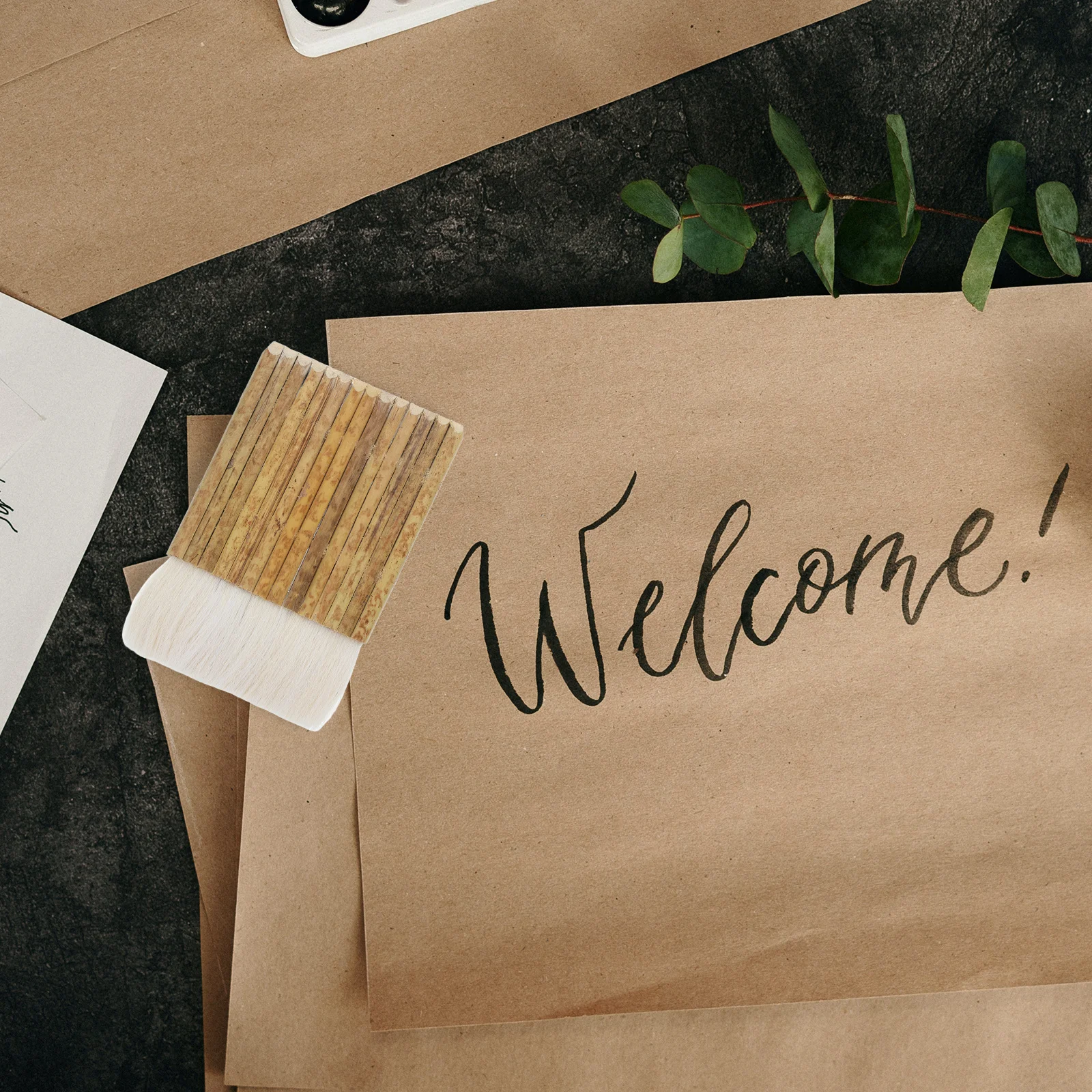 

2Pcs Bamboo Paint Brush Soft Bristle Ergonomic Handle for Watercolor Oil Wall Painting Detailed Artistic Drawing Use