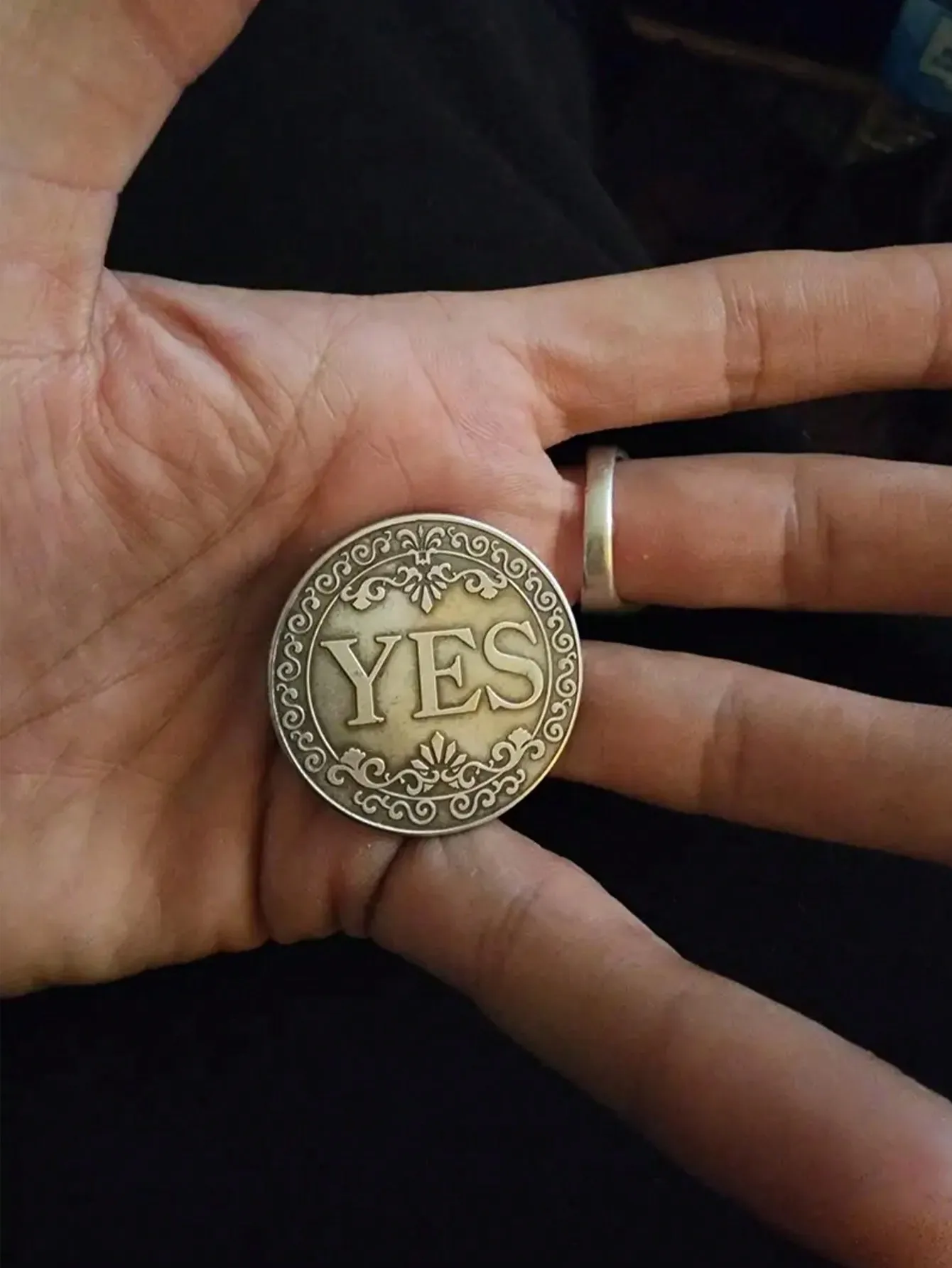 Floral YES/NO Letter Ornaments Collection Art Gift Souvenir Commemorative Coin, Collection Coin, Challenge Coin