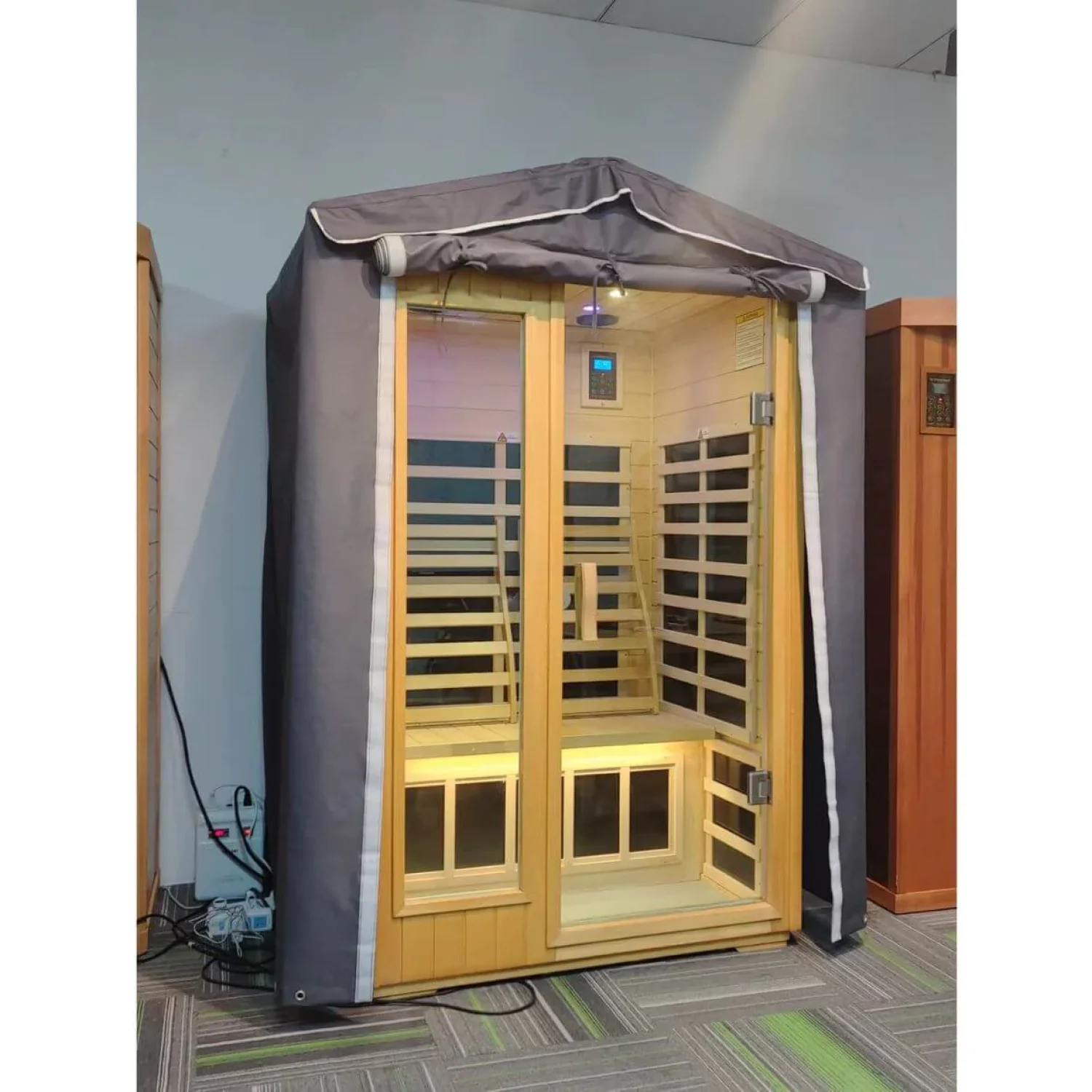 

Single sauna outdoor rain cover