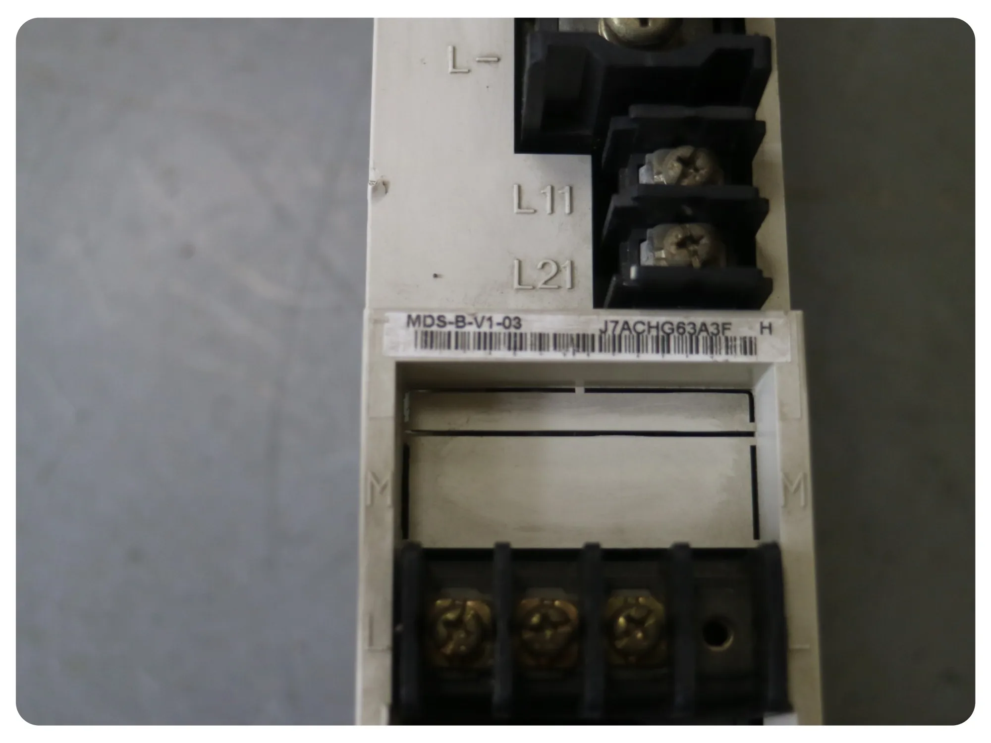 MDS-B-V1-03 Servo Drive Unit CNC System Tested Ok