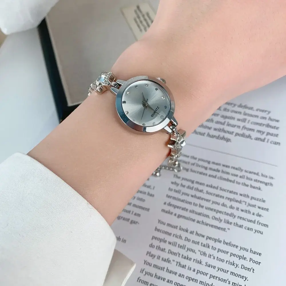 Elegant Adjustable Bracelet Watch Rhinestone Alloy Star Chain Watch Quartz Watch for Women Girls image 4