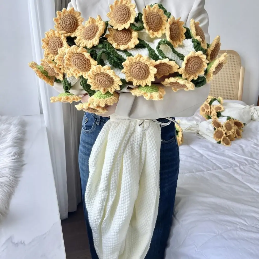 

Crochet Rose Bouquet Blanket Sunflower Carnation Finished Artificial Knitted Blanket Fashion DIY Craft Carnation Blanket