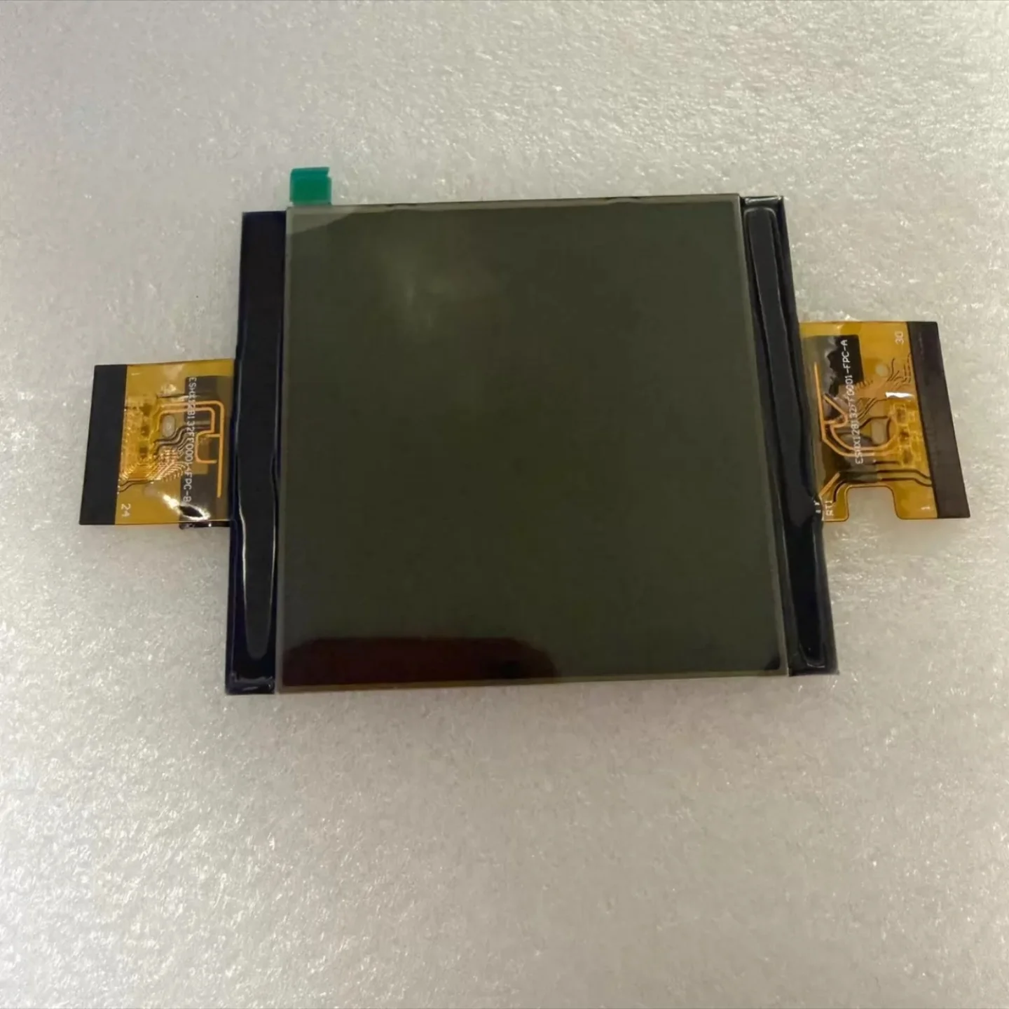 Suitable for Mercedes Benz W164 W251 R300 R320 R350 R400 R500 instrument panel with a brand new LCD display screen