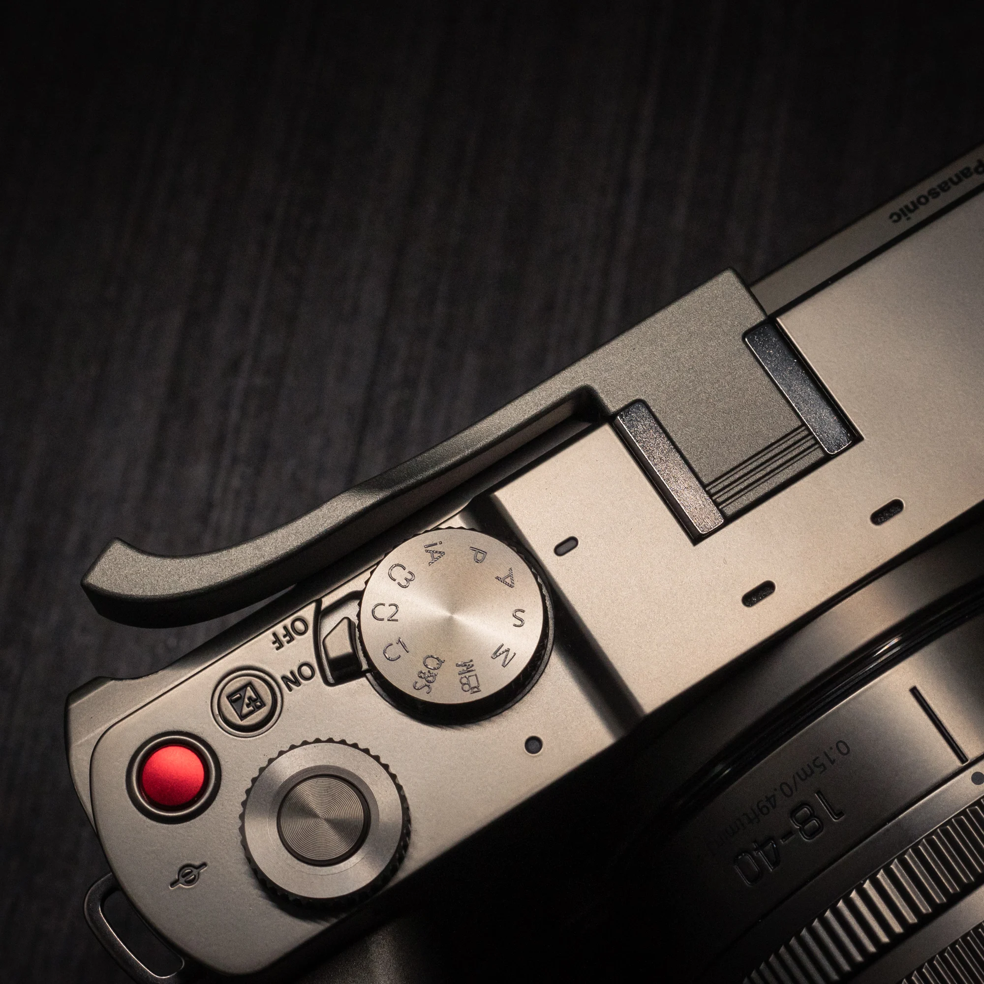 Aluminium Metall Blitzschuh Daumen-Up Blitzschuh Daumen-Up-Griff für Panasonic LUMIX S9 Kamera Handgriff Ergonomisch gestaltet – Detail 18