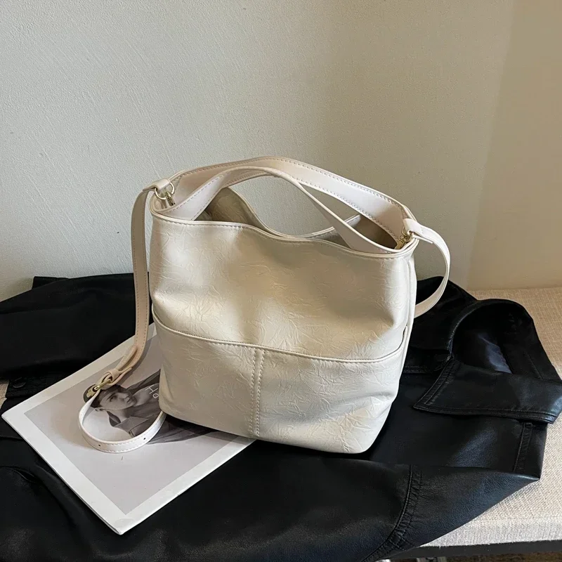 PU Simple Solid Bucket Hand Bags Fashion Versatile Commuting Shoulder Bags for Women 2024 Designer New Style Simplicity