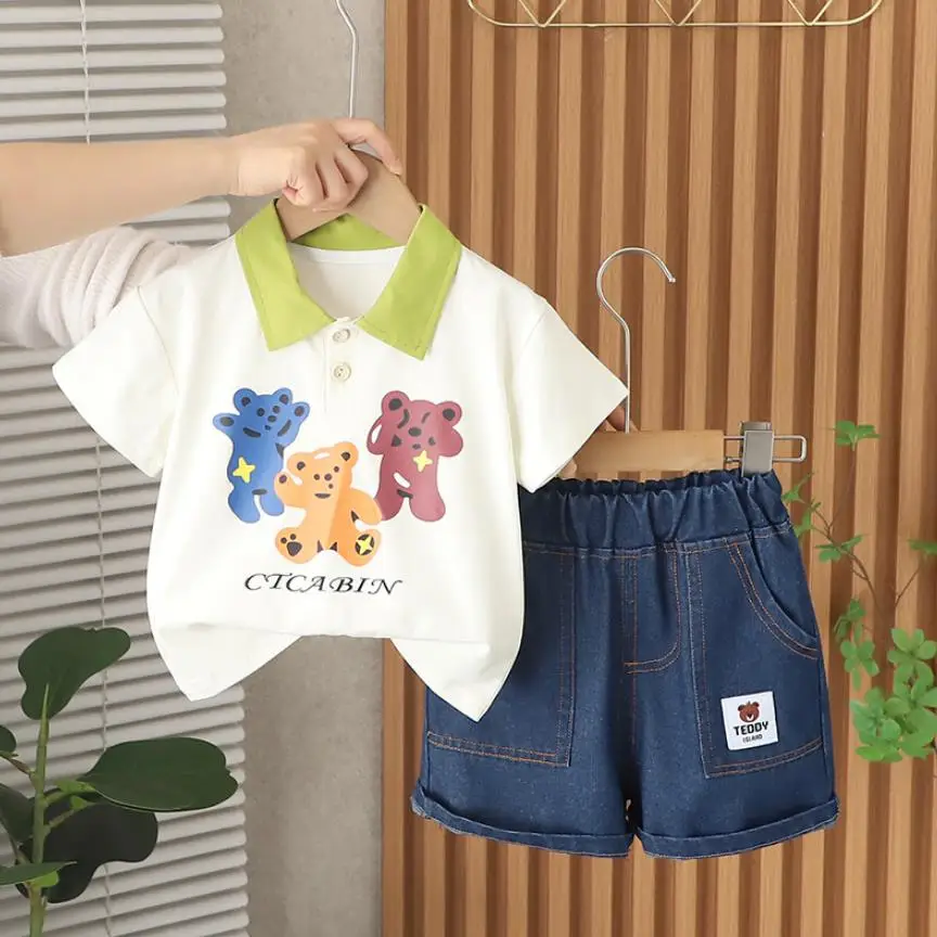 

Летняя одежда для маленьких мальчиков от 6 до 12 месяцев, одежда для малышей, лоскутные футболки с отложным воротником и мультяшным принтом, шорты, детские костюмы