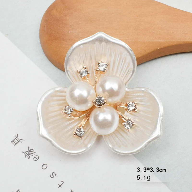 10Pcs 33*33mm Alloy Rhinestone Buttons Shell Pearl Flower Heart Jewelry Accessories Bride Bouquet Flower diy Bag Hair Material