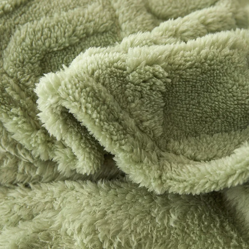 Sage Green Winters Two Sided Thickened Taffu lamb Wool Blanket monolayer Simple Warm Flannel Blanket for Sofa Blanket Bed cover