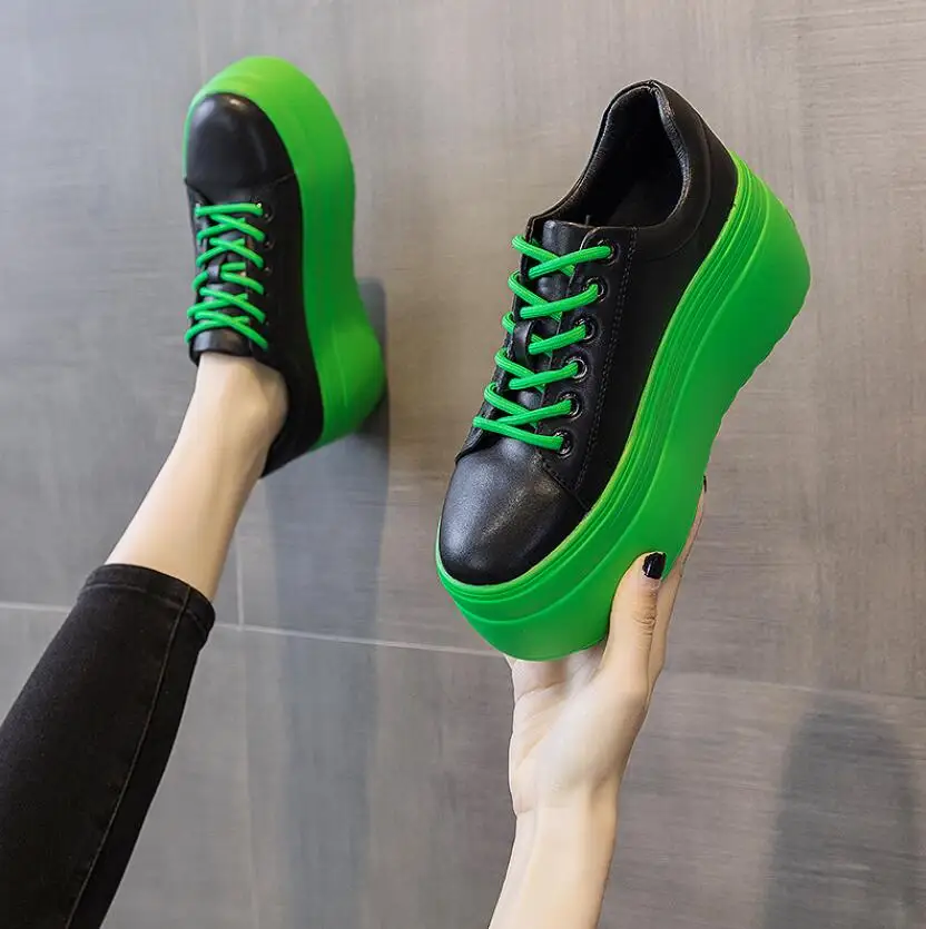 

Осенняя женская повседневная обувь из натуральной кожи, очень толстая женская обувь на танкетке 8 см, модные кроссовки на массивном каблуке, летняя обувь для скейтборда