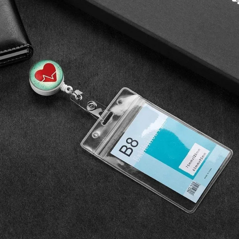 

1 шт., выдвижной держатель для значка медсестры и врача, модный стетоскоп, брелки с сердечками, ремешок, держатель для удостоверений личности