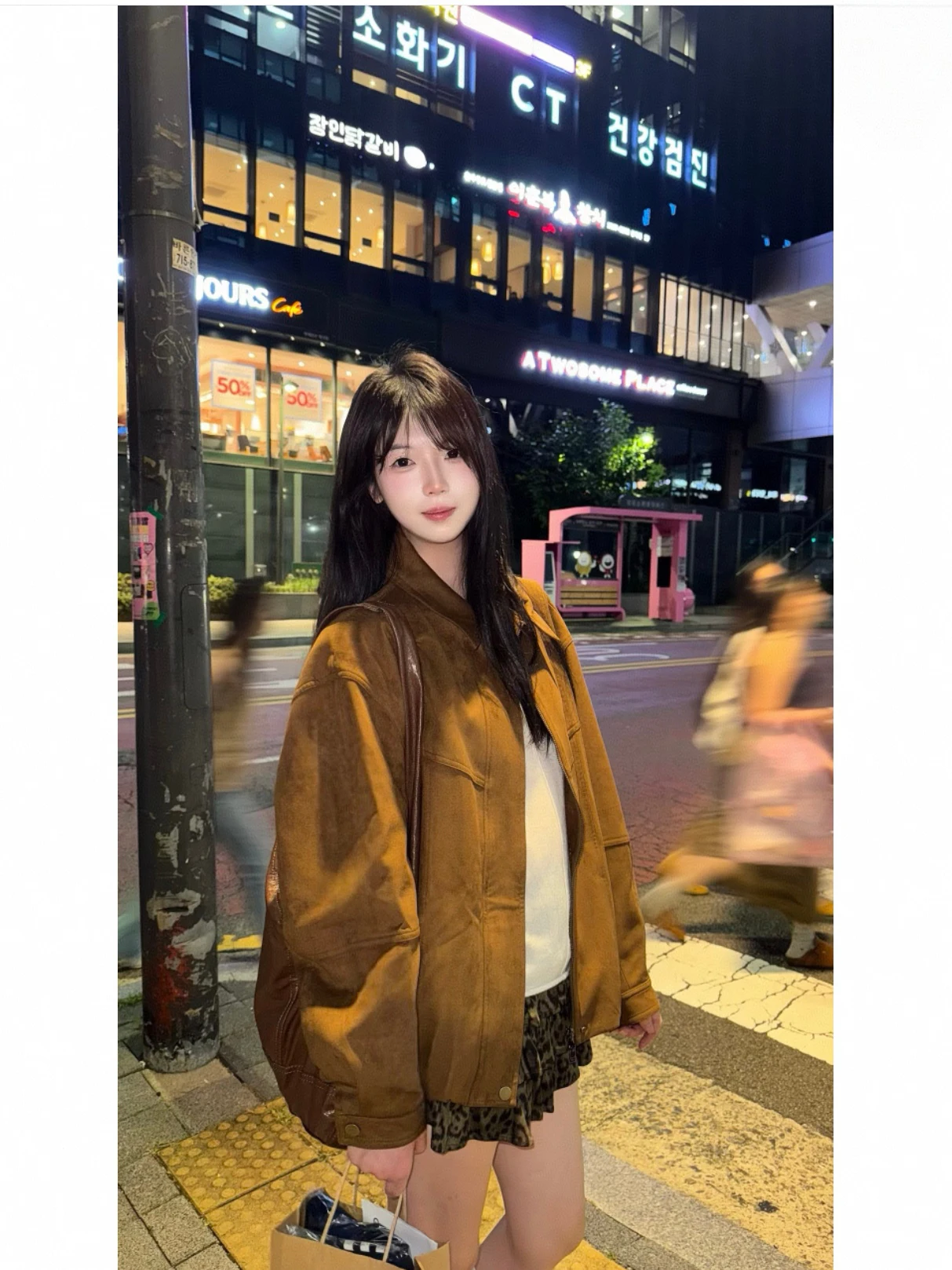 

Retro American Suede Jaet Women Spring 2026 Loose Casual Couple Matchable Collar Coat Top Commute Sle Other Material