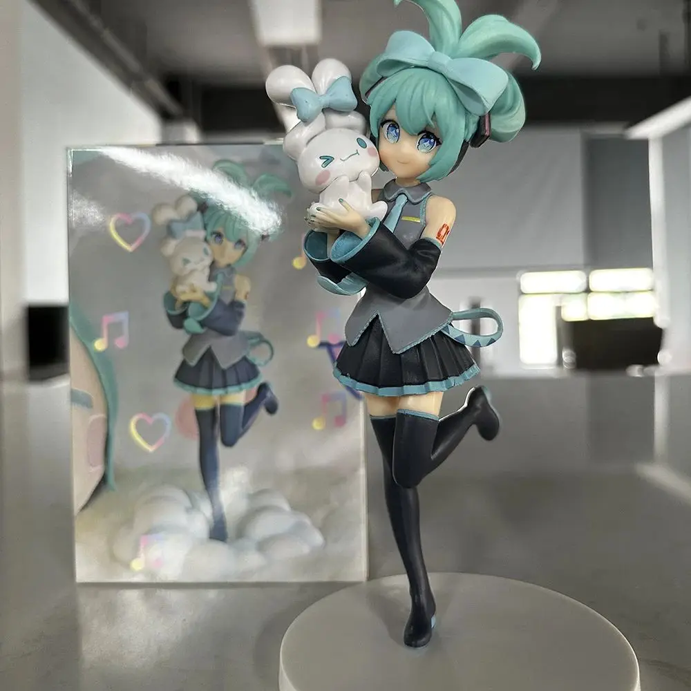 Sanrio Miniso 17CM Anime Hatsune Miku X Cinnamoroll Figure Anime Periphera Kawaii Anime Girl Gift Handmade Decoration