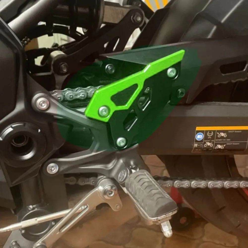 

Для Kawasaki Z900 Z 900 ABS SE 2017-2023 2024 мотоциклетные левые и правые пластины крыло задняя педаль защита для пятки