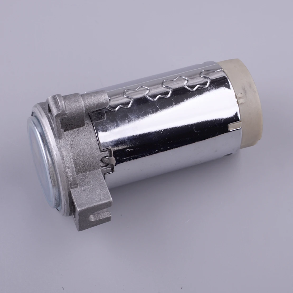

Насос воздушный хромированный универсальный, 14-18 PSI, 24 В, 15 А