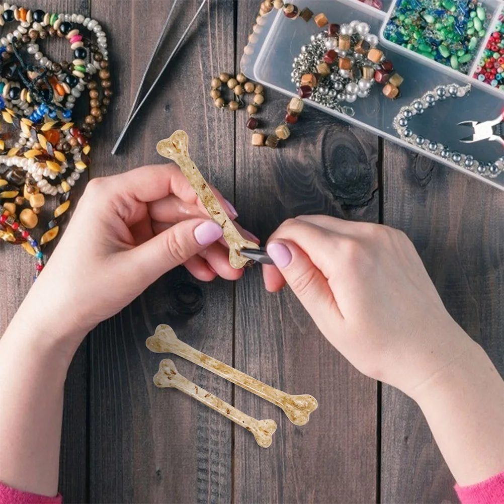 

6pcs Simulated Bone Decorations Mini Plastic Bones for DIY Craft Projects Halloween Accessories Bone Charm Pet Supplies