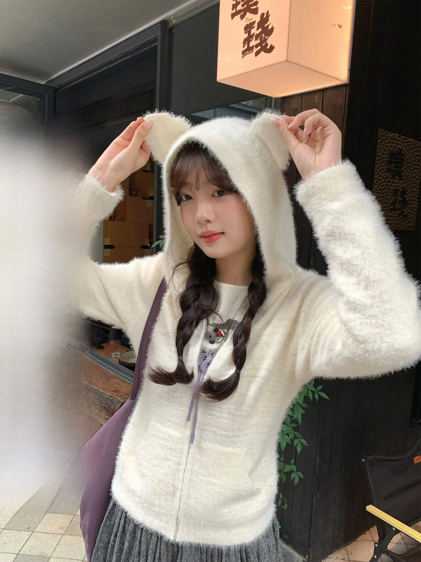 

Женское зимнее пальто Holli Korean Sle: новая модная модель, мягкое, уютное, на молнии, с капюшоном и ушками медведя, приталенное, удлиненное