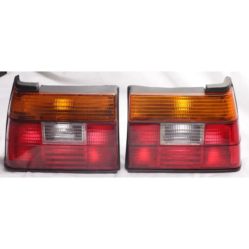 

X-T 1 Pair Left Right Auto Rear Tail Lights Taillamp for VW J.etta MK2