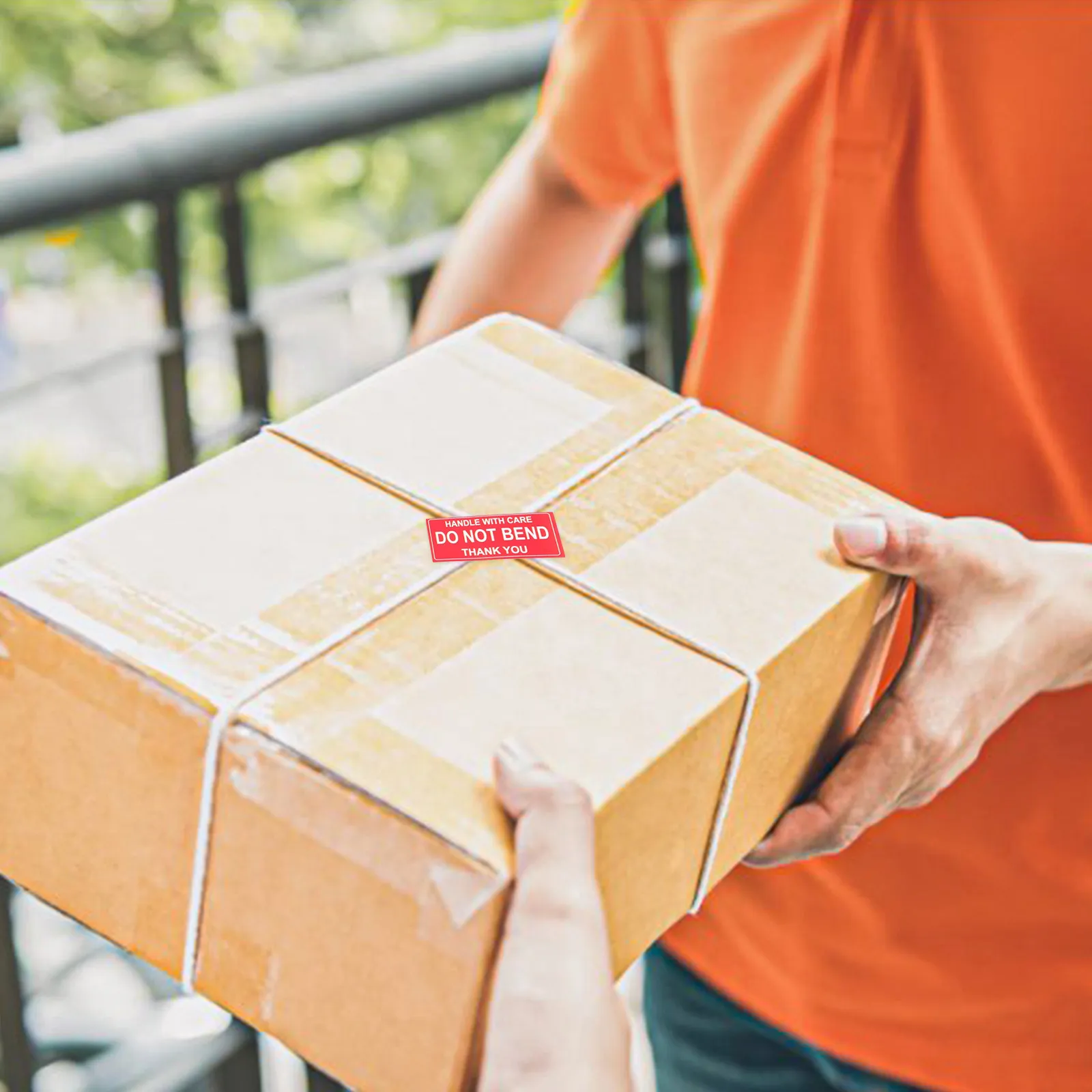 

6 Rolls Tear Resistant Copper Shipping Warning Stickers Clear Adhesion Packing Fragile Handling Labels for