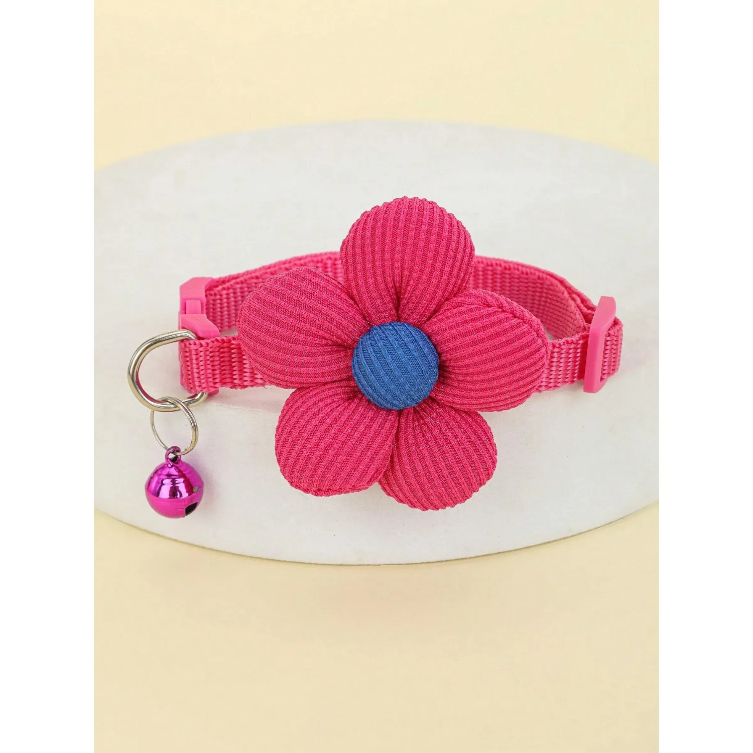

1pc Classic Floral Design Yellow, Blue Leaf & Pink Flower Pattern Pet Collar, Suitable For Small/Medium/Large Dogs, Soft Adjustable With Beige Plastic Buckle, Indoor & Outdoor Use, Ideal For Boys & Girls Pets