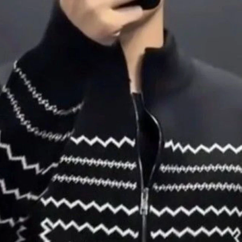 Men's Spring Autumn Cardigan Sweater Knit Button Niche Design Simple Premium Comfortable Casual Soft Brand Fashion Harajuku New