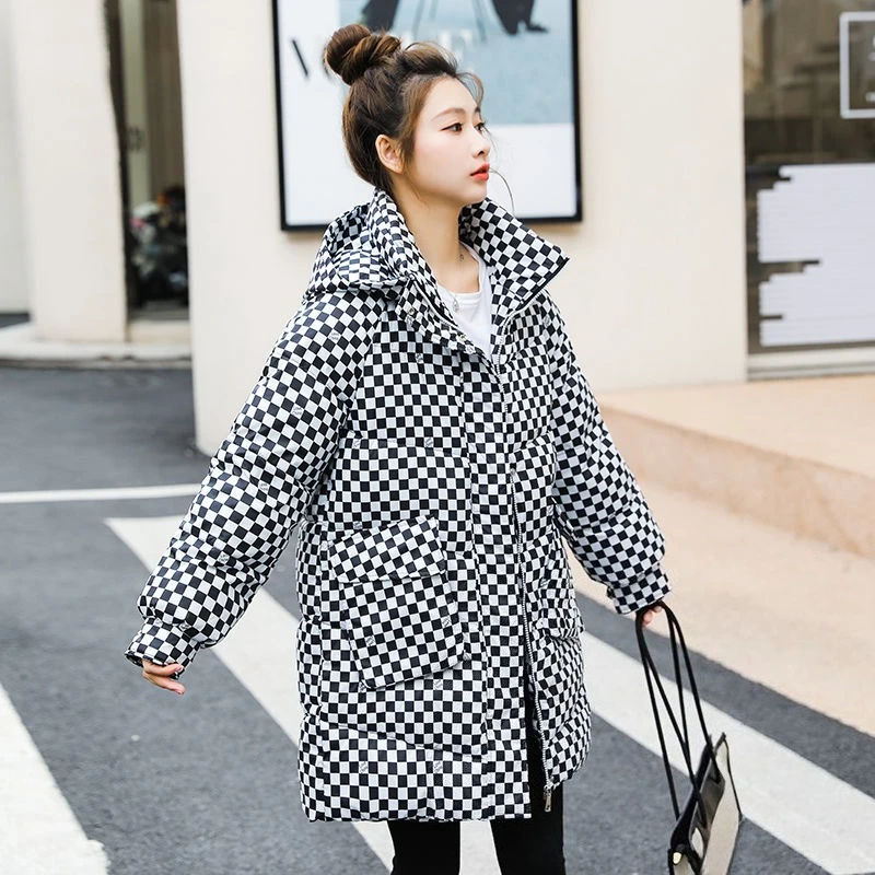 

2025 Winter Checkerboard Coat for Women Thickened Hooded Cotton Jacket with Loose Fit Slimming Effect Mid Length
