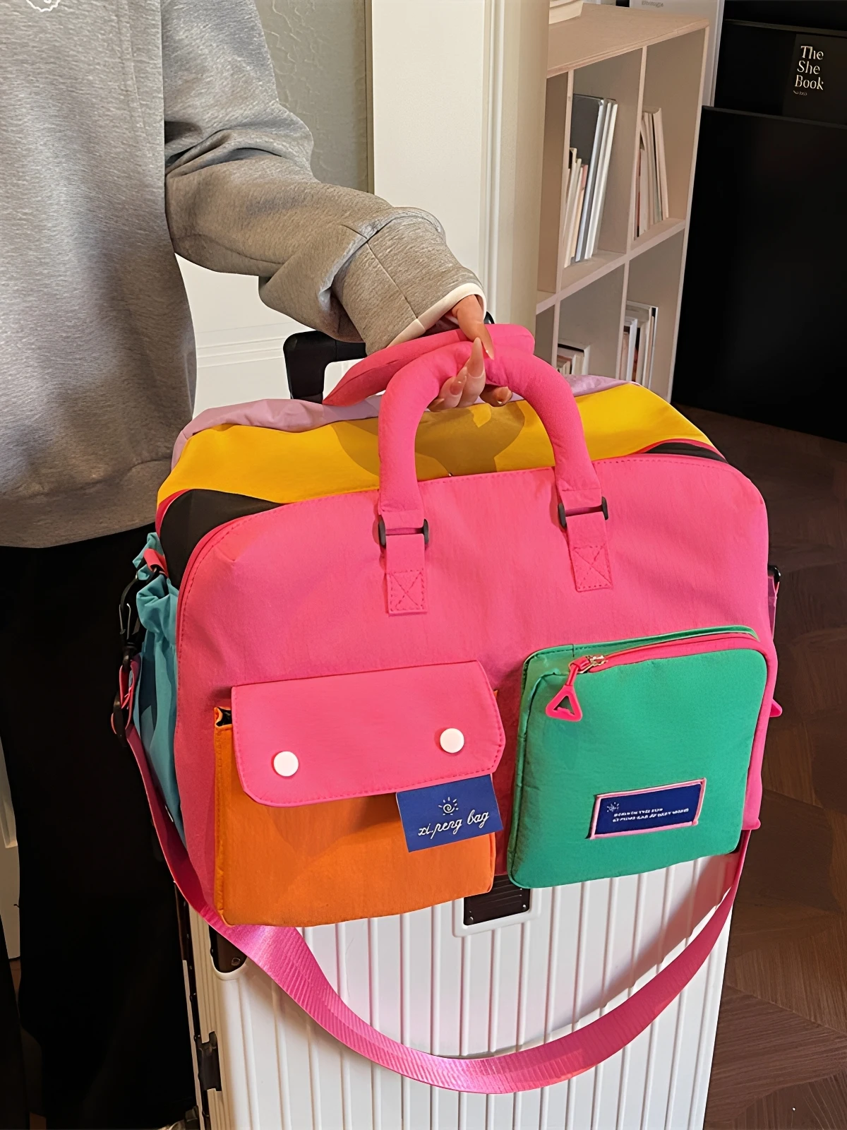 large-capacity-crossbody-travel-bag-women's-handbag-durable-nylon-leisure-shoulder-bag-for-short-trips-and-fitness-activities