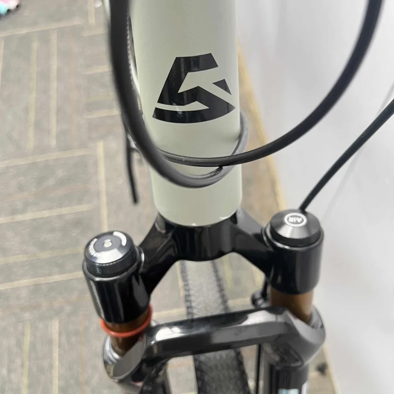 432/470/520 مللي متر الألومنيوم الحصى دراجة دلو المحور بيند Handle10 سرعة الحصى الطريق دراجة امتصاص الصدمات شوكة ، اللون يدعم DIY بها بنفسك