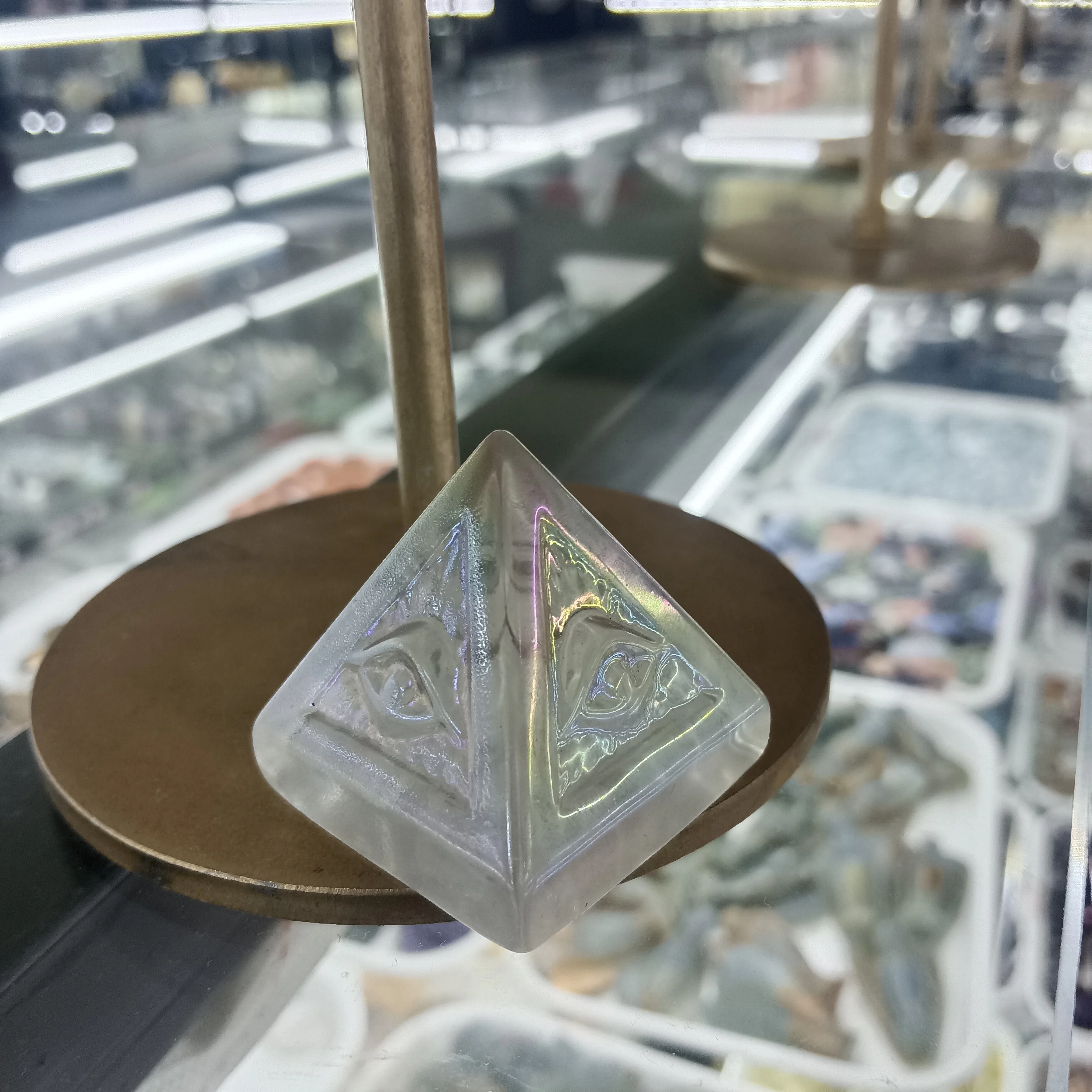 Painted white crystal Devil's Eye Pyramid crafts home decoration