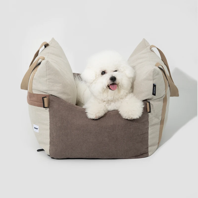 Dog Cat Pet Adjustable Eco-friendly Car Seat Safety Co-Pilot Cushion Portable Comfortable Luxury Back Seat For 20kg