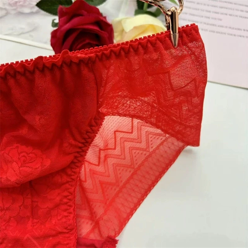 

Сексуальное модное нижнее белье для взрослых мужчин, эластичные гладкие трусы Sissy, прозрачные дышащие красные кружевные трусы с цветочным принтом
