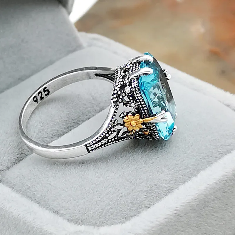 Women's Jewelry S925 Silver Ring High Sea Blue Topaz Ring Two-Tone Flower Ring