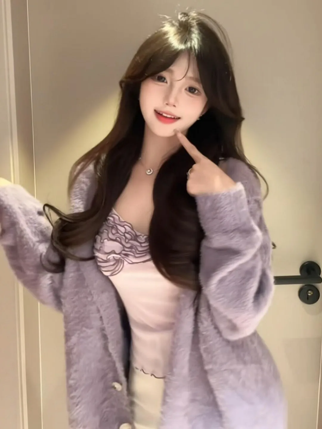 

Unique Purple Sweater And Strap Top Set Anti-Aging Spring 2026 Fashionable Women's Comfortable Midweight Long Sleeve Crew Neck