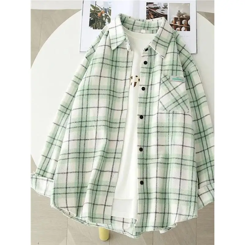 

Summer 2025 Plaid Long Sve Casual irt Loose Fit Lightweight Men Women BF Sle Collar Top Thin Outerwear