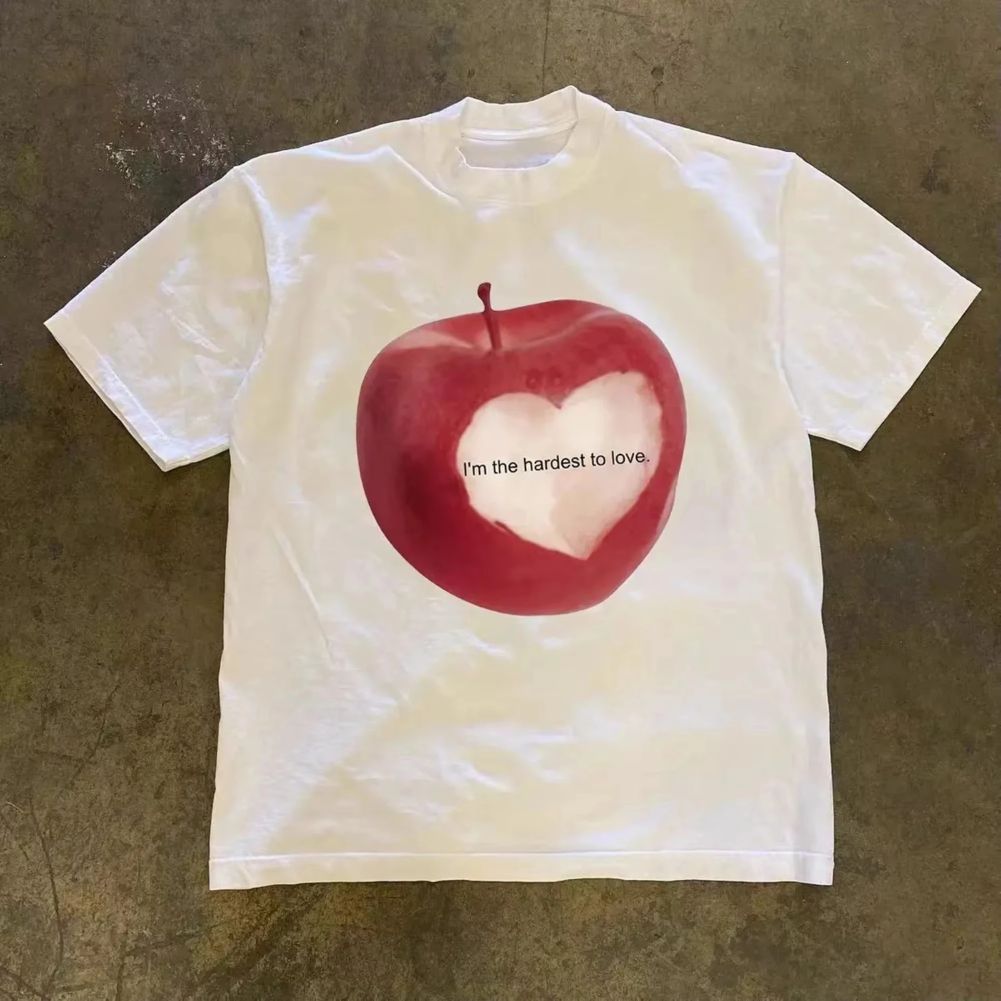 

Новая мужская футболка в японском уличном ретро-стиле, белая, с эффектом потертости, повседневная, с бразильским узором, из хлопка, свободного кроя, винтажный стиль, унисекс