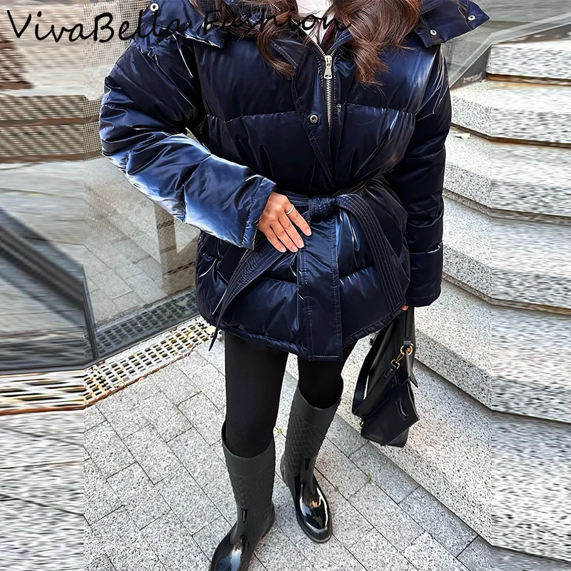 

Зимнее утепленное глянцевое женское хлопковое пальто с капюшоном и воротником-стойкой, куртка со съемным капюшоном на шнуровке, 2026 НОВАЯ теплая женская верхняя одежда