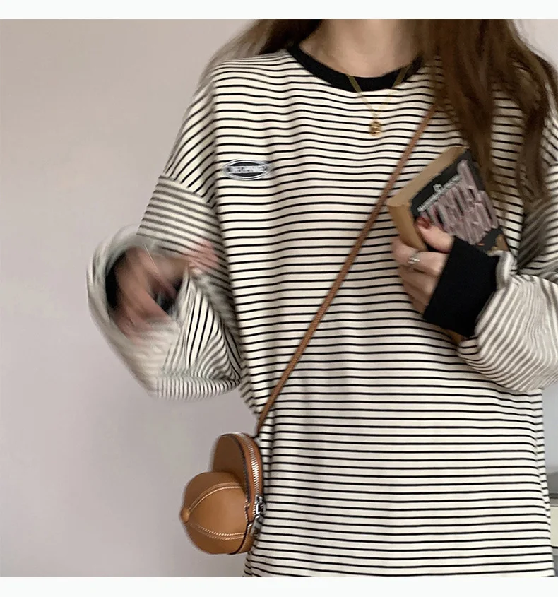 Damen Herbst T-Shirt Winter Studenten-Sweatshirt Gestreiftes Langarm-Oberteil mit Normalen Schultern Neues Rundhals-Langarm-Sweatshirt – Detail 4