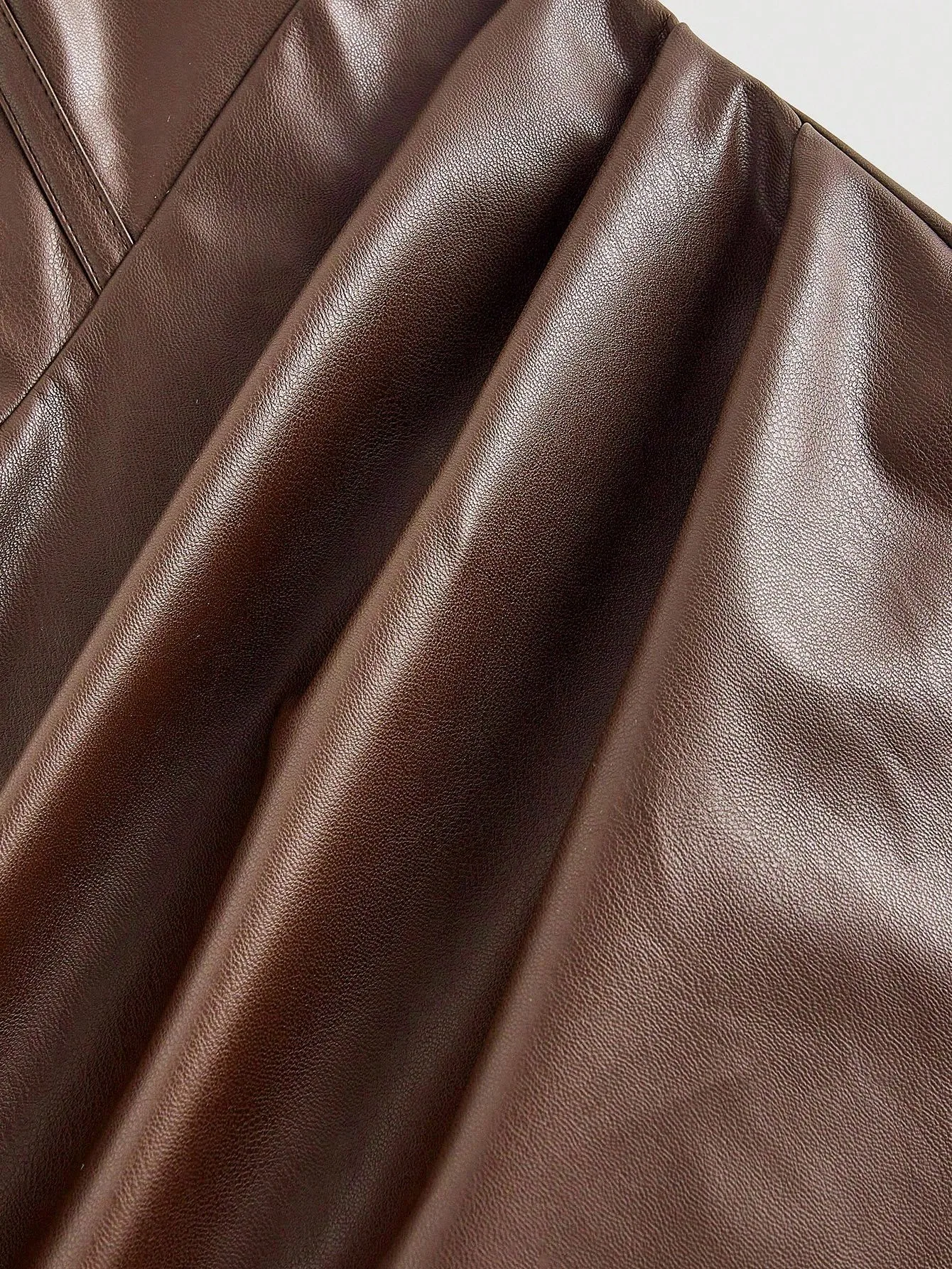 Abito midi aderente con scollo quadrato in pelle PU marrone per serate eleganti, cocktail e abiti da sposa